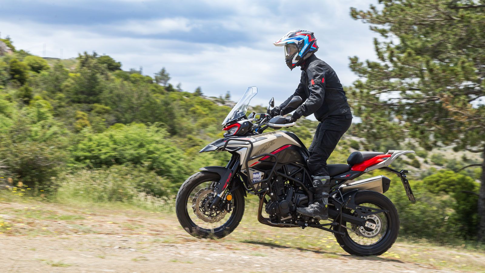 Benelli TRK 702 X