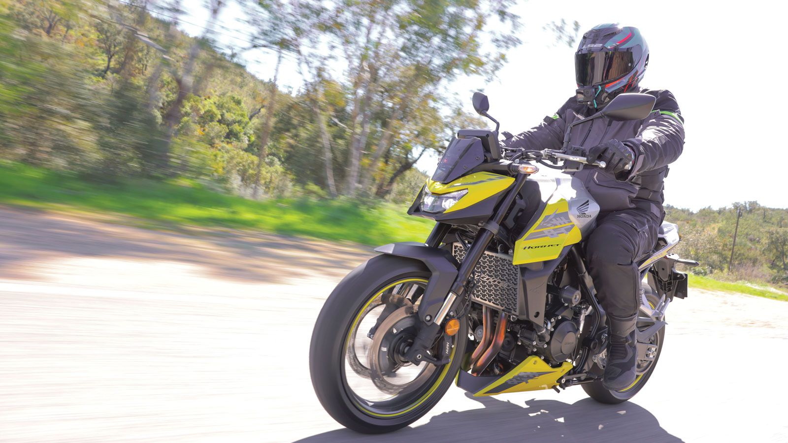  Honda CB750 Hornet  E-Clutch