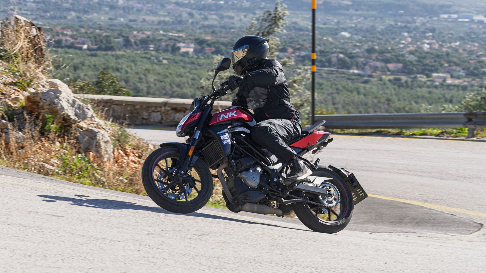 Στο πολύ στενό μποτιλιάρισμα, ίσως χρειαστεί να δουλέψεις τον συμπλέκτη λίγο παραπάνω προκειμένου να αντισταθμίσεις την λειτουργία του ψεκασμού στις χ