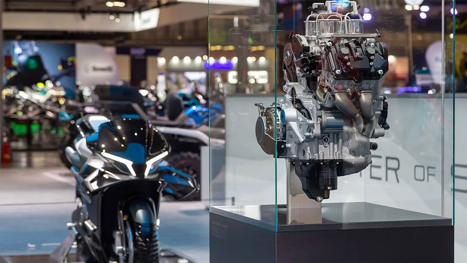 Γιατί οι κινητήρες μοτοσυκλέτας αποδίδουν παραπάνω από τους κινητήρες αυτοκινήτου;