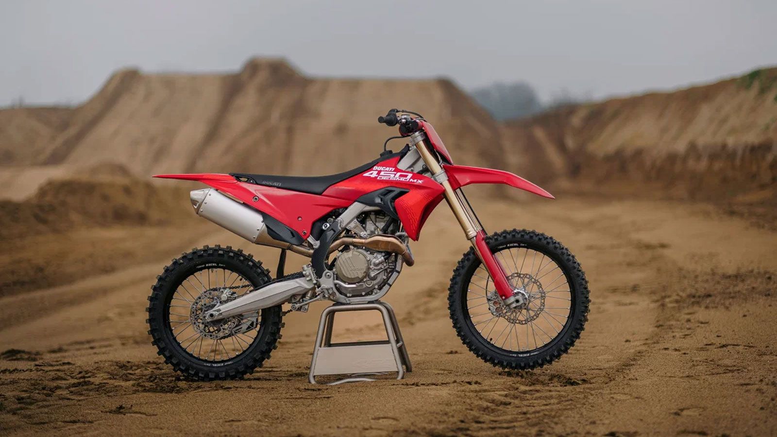 Αντί για σταθερό ετήσιο ραντεβού, η μοτοσυκλέτα θα “γνωρίζει” πότε πραγματικά χρειάζεται συντήρηση. 