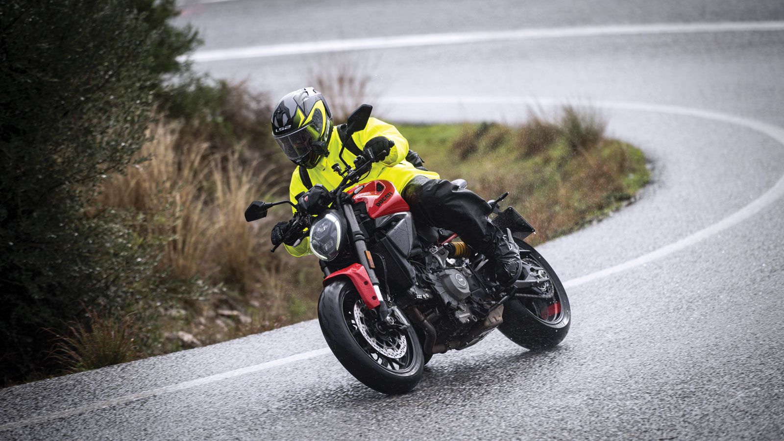 Πιστή στη δόγμα της εξελικτικής διαδικασίας, η 5η γενιά του Monster αναβιώνει με μεγαλύτερη σαφήνεια τις αρχές πάνω στις οποίες έχει σφυρηλατηθεί το «