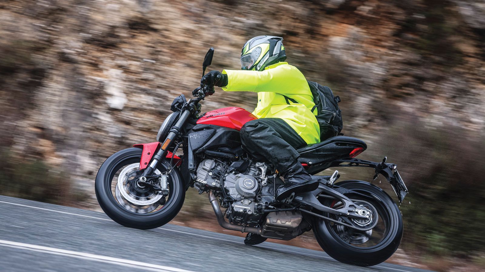 Το rain έχει πάντα λόγο ύπαρξης παρόλο που βρίσκεται ως επί το πλείστον παραγκωνισμένο σε σχέση με τα πιο «ελεύθερα» προγράμματα. Η ροπή δέχεται τα συ