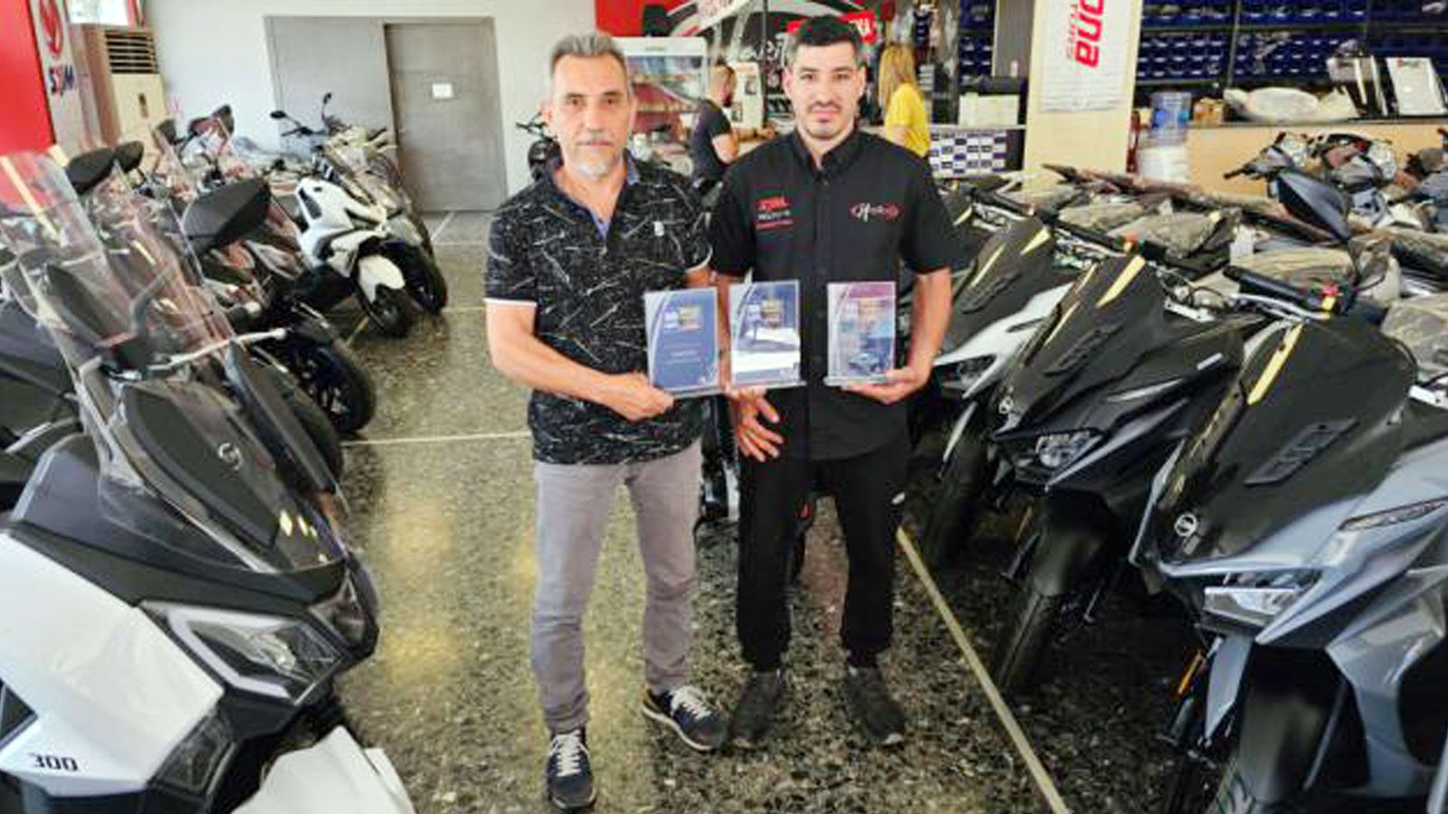 HARITOS MOTO: Από το 1989, μια οικογένεια μεγαλώνει μαζί με τη μοτοσυκλέτα