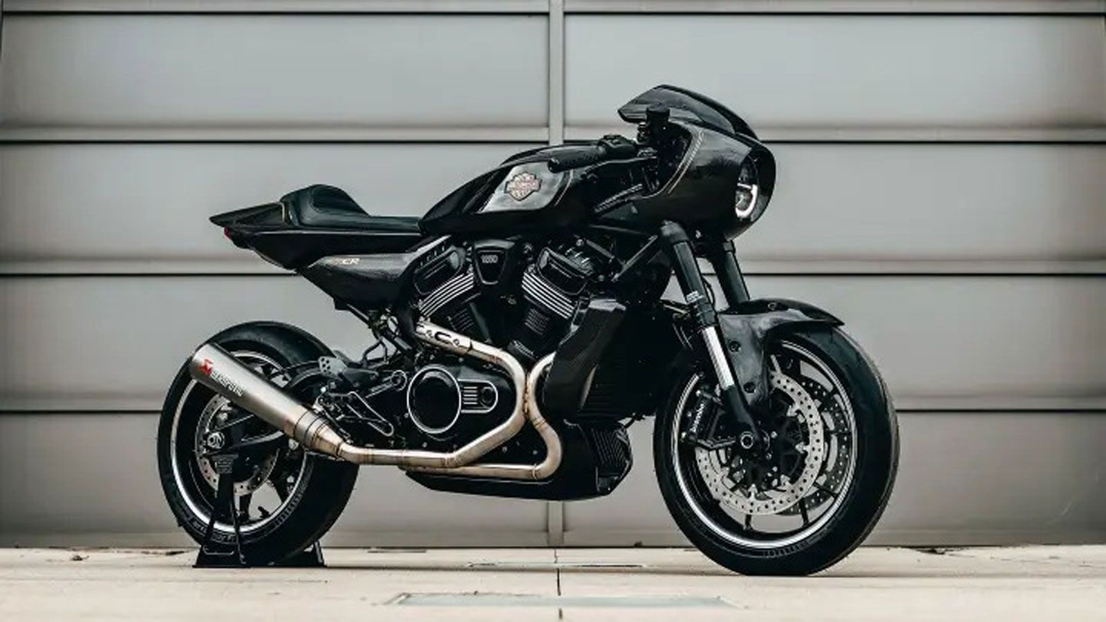 Το RMCR φέρνει ξανά την Harley στην κατηγορία των café racer