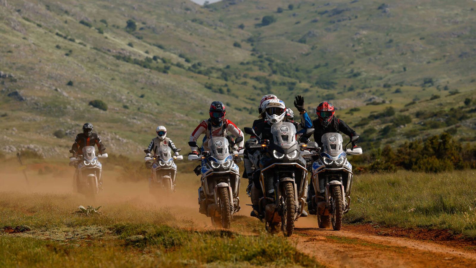 Το πρόγραμμα του 2026 περιλαμβάνει δύο ειδικά σχεδιασμένες διοργανώσεις:
Ιούνιος: Πυρηναία, από Βαρκελώνη έως Τουλούζη (11–14 Ιουνίου 2026)
Σε