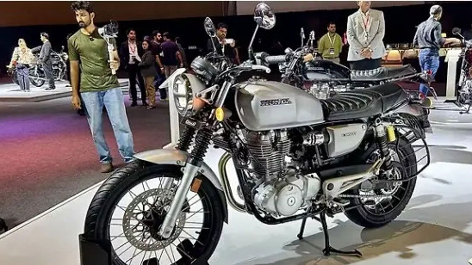 Η Honda παρουσίασε μια εντελώς διαφορετική CB500 με μονοκύλινδρο κινητήρα 501 κ.εκ.