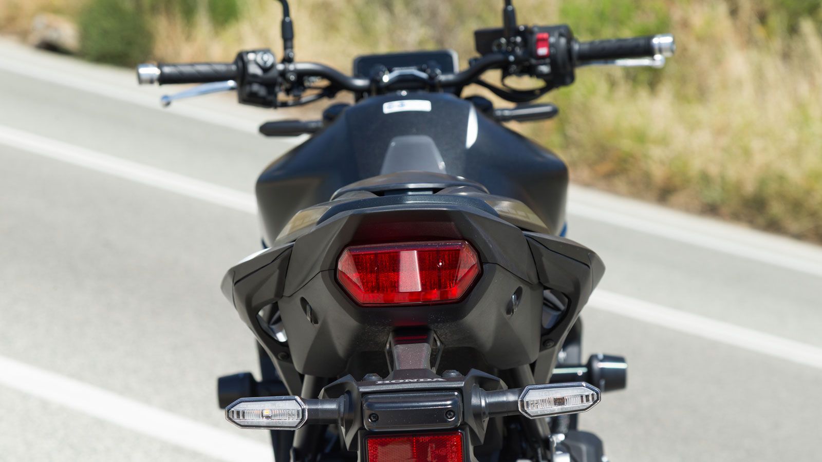 Honda CB750 Hornet E-Clutch