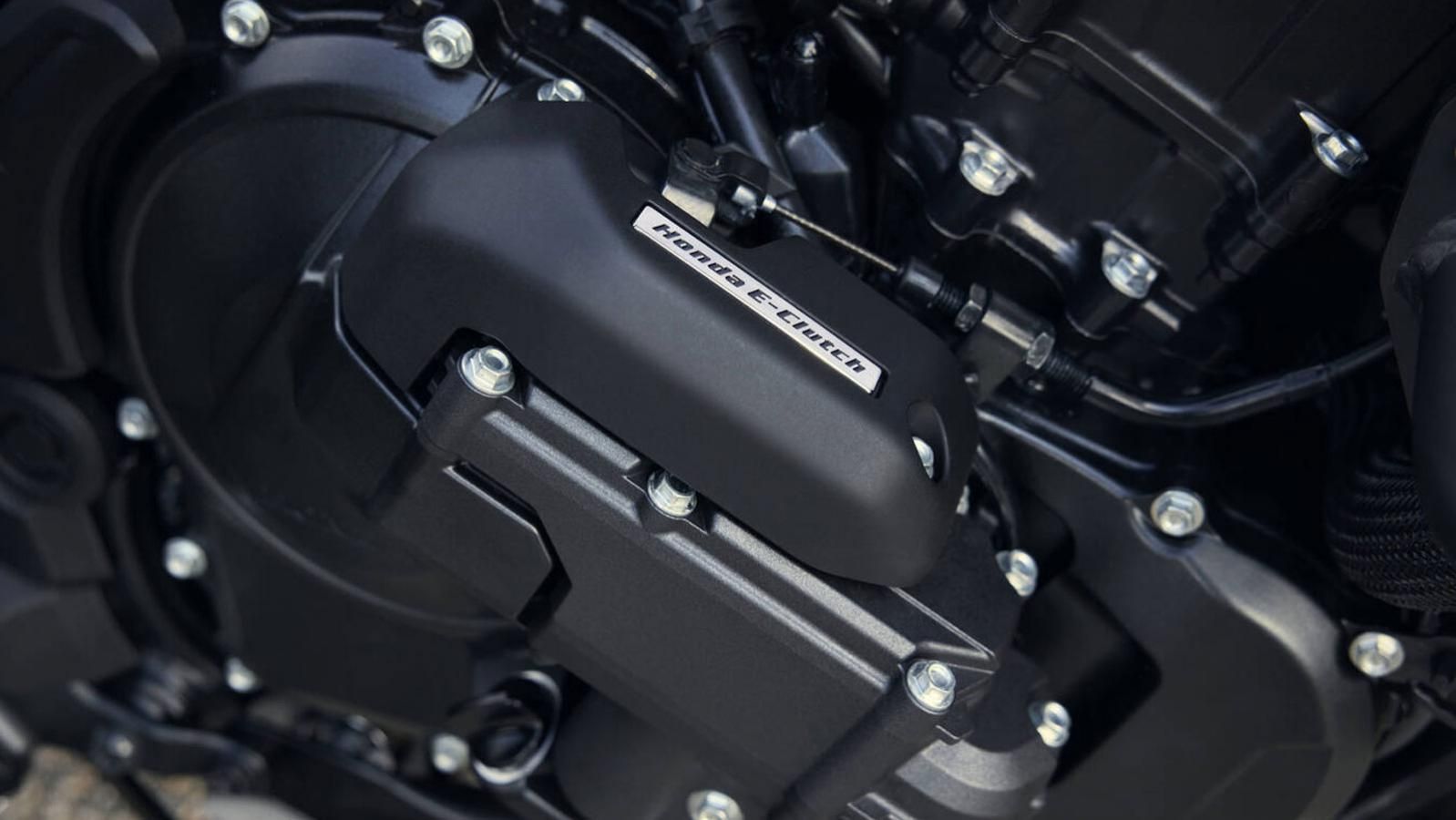 Throttle-by-Wire, αυτόματο blip και μεγαλύτερη σταθερότητα στο φρενάρισμα