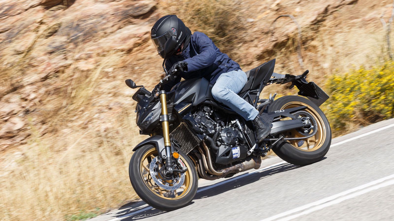 Honda CB1000 Hornet SP - X-Hornet η Μεταλλαγμένη  Test