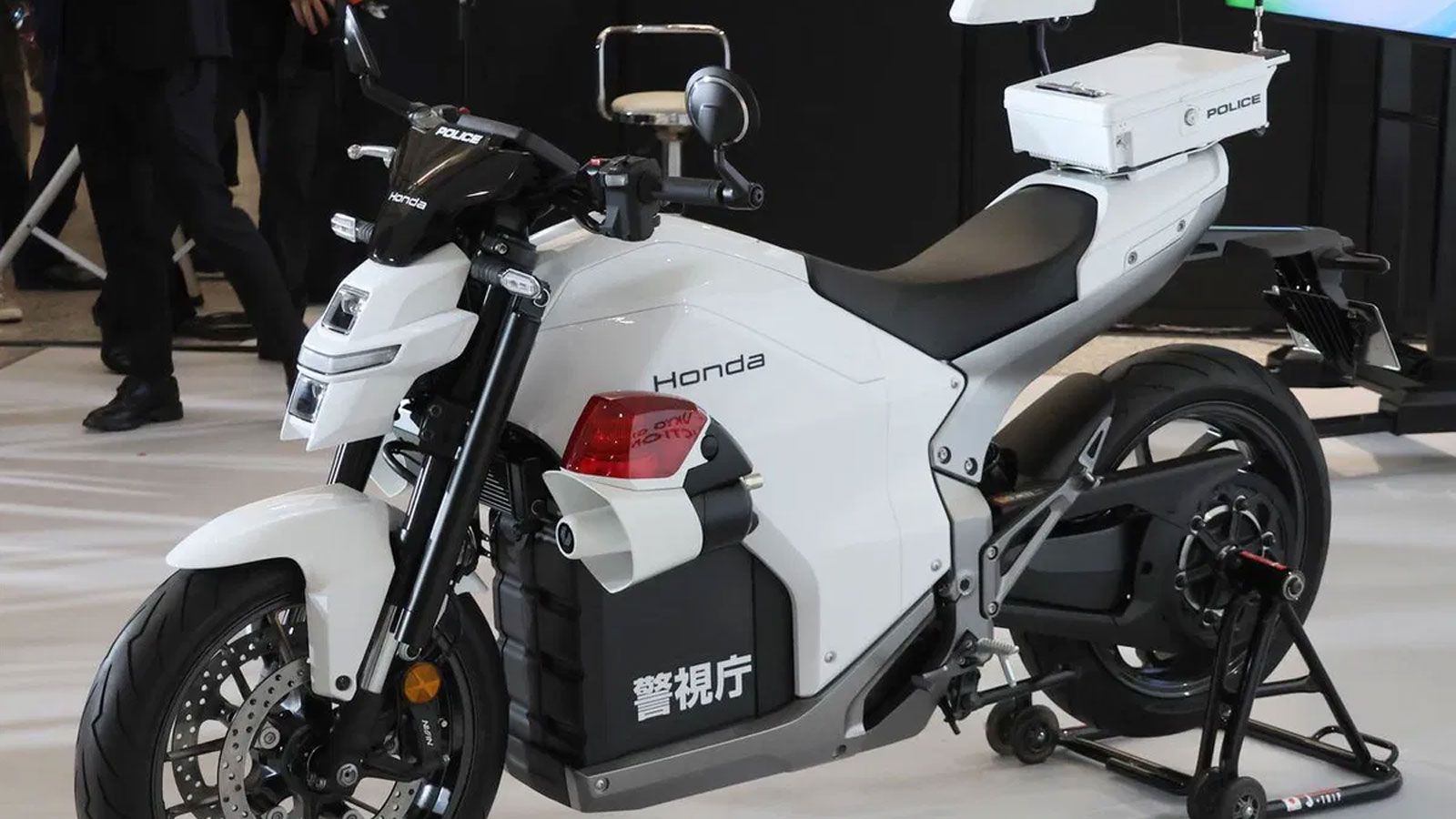 Η WN7 αποτελεί την πρώτη ηλεκτρική μοτοσυκλέτα πλήρους μεγέθους της εταιρείας και είχε παρουσιαστεί αρχικά ως EV Fun Concept, πριν την επίσημη αποκάλυ