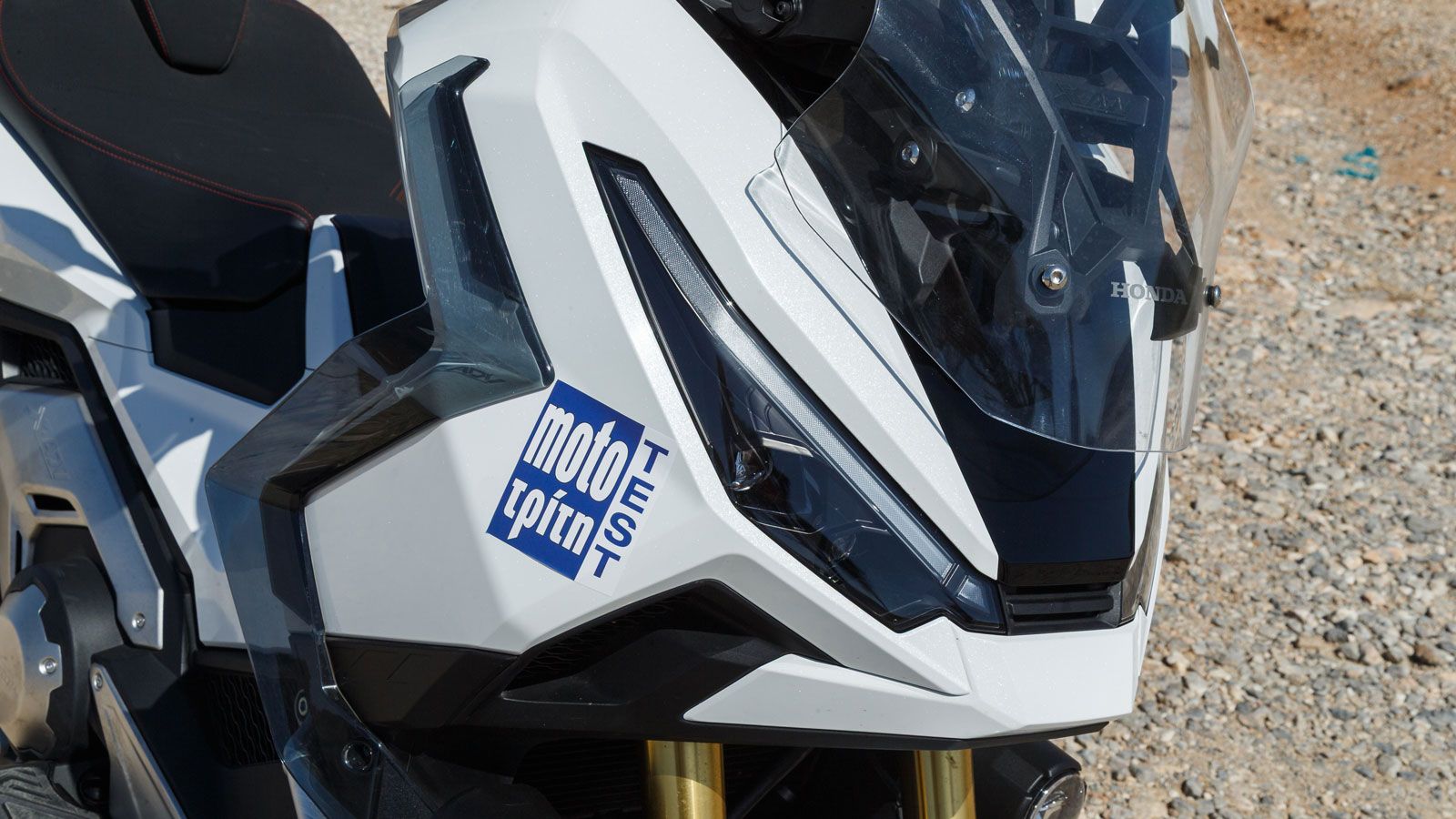 Η ελκυστική σχεδίαση με την όρθια συμπαγή σιλουέτα και την αιχμηρή αισθητική έχει δικαίως διατηρηθεί και στο νέο μοντέλο. 