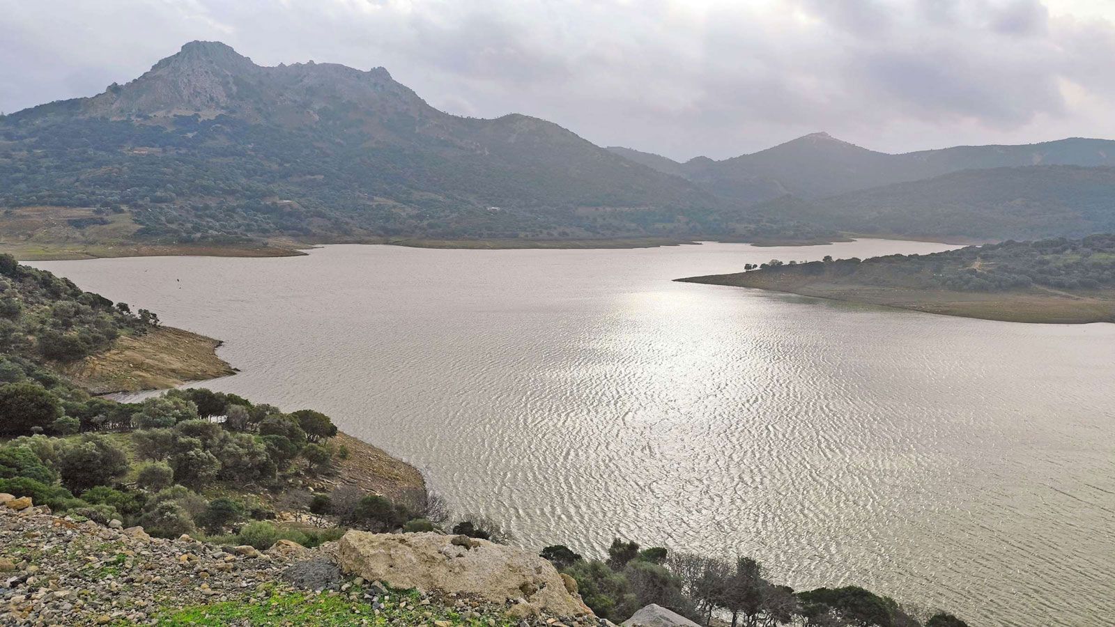 Καθώς το ταξίδι πλησιάζει στο τέλος του και η επιστροφή προς την ηπειρωτική Τουρκία πλησιάζει, οι σκέψεις επιστρέφουν αναπόφευκτα σε όσους παραμένουν 