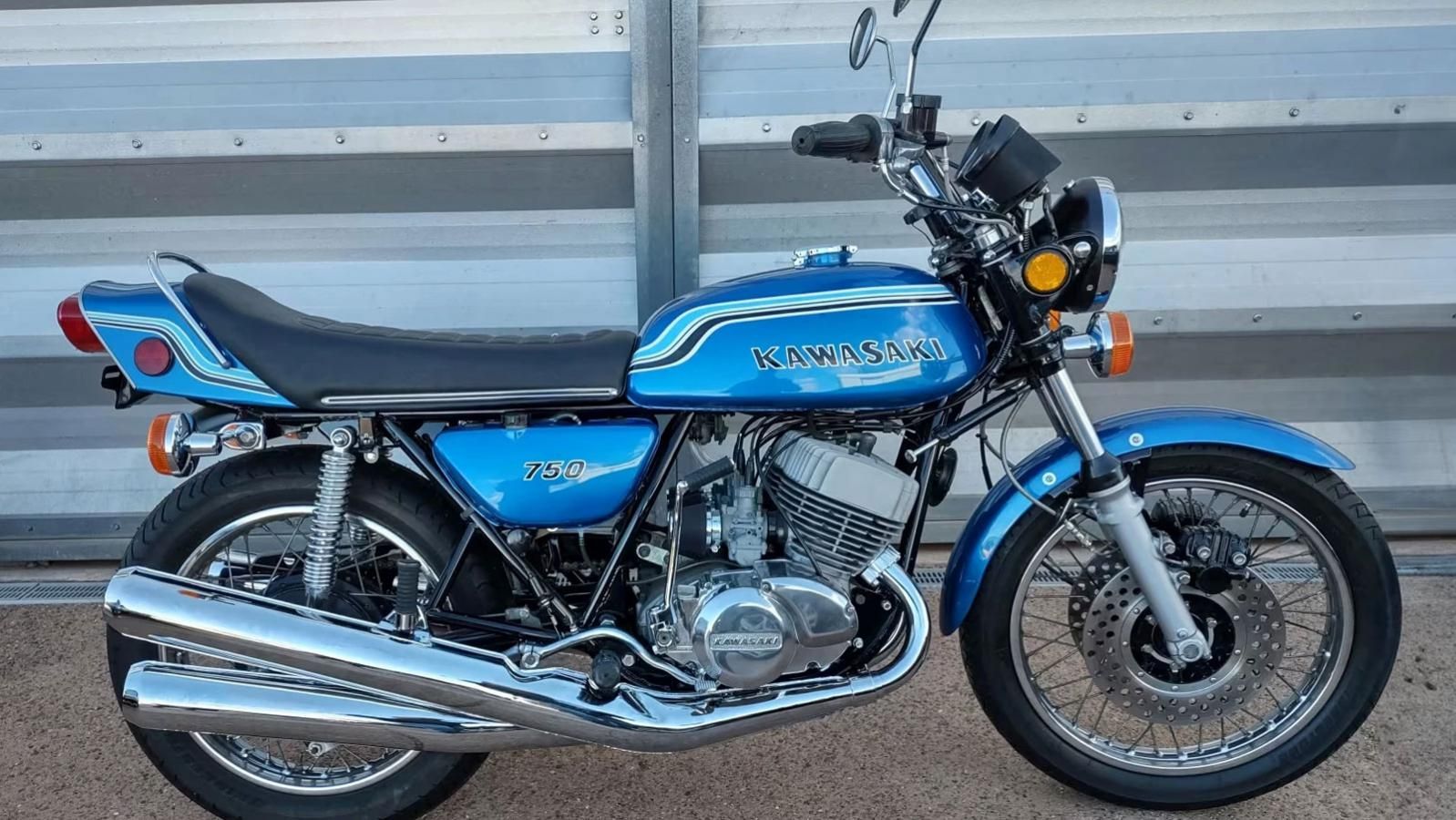 Kawasaki Mach IV 750: Το δίχρονο τέρας που τρόμαξε την άσφαλτο