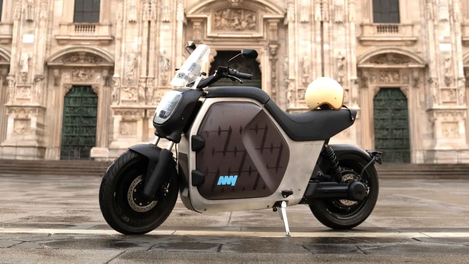 Στο Milan Design Week 2026, η βελγική εταιρεία Any παρουσίασε το πρώτο της μοντέλο, το Any LUV1 (Life Utility Vehicle), ένα ηλεκτρικό δίκυκλο που δεν 
