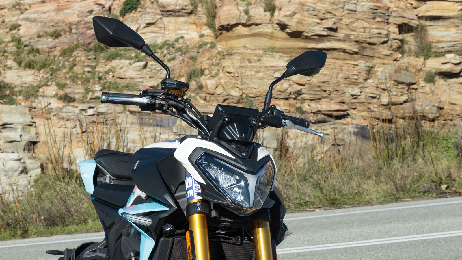 Από την πρώτη ματιά φαίνεται πως το Morbidelli F352 αποτελεί ένα ποιοτικό σύνολο, αρκεί όμως μία επαφή μαζί του για να το διαπιστώσεις. 