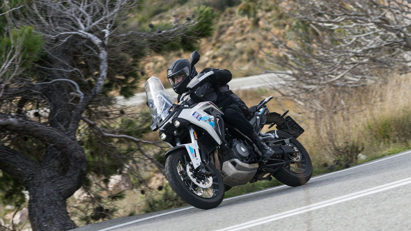 Συνολικά, πρόκειται για μια ώριμη, καλοζυγισμένη adventure πρόταση Α2 κατηγορίας με πολύ καλή τιμή στα 5.800 ευρώ.
 