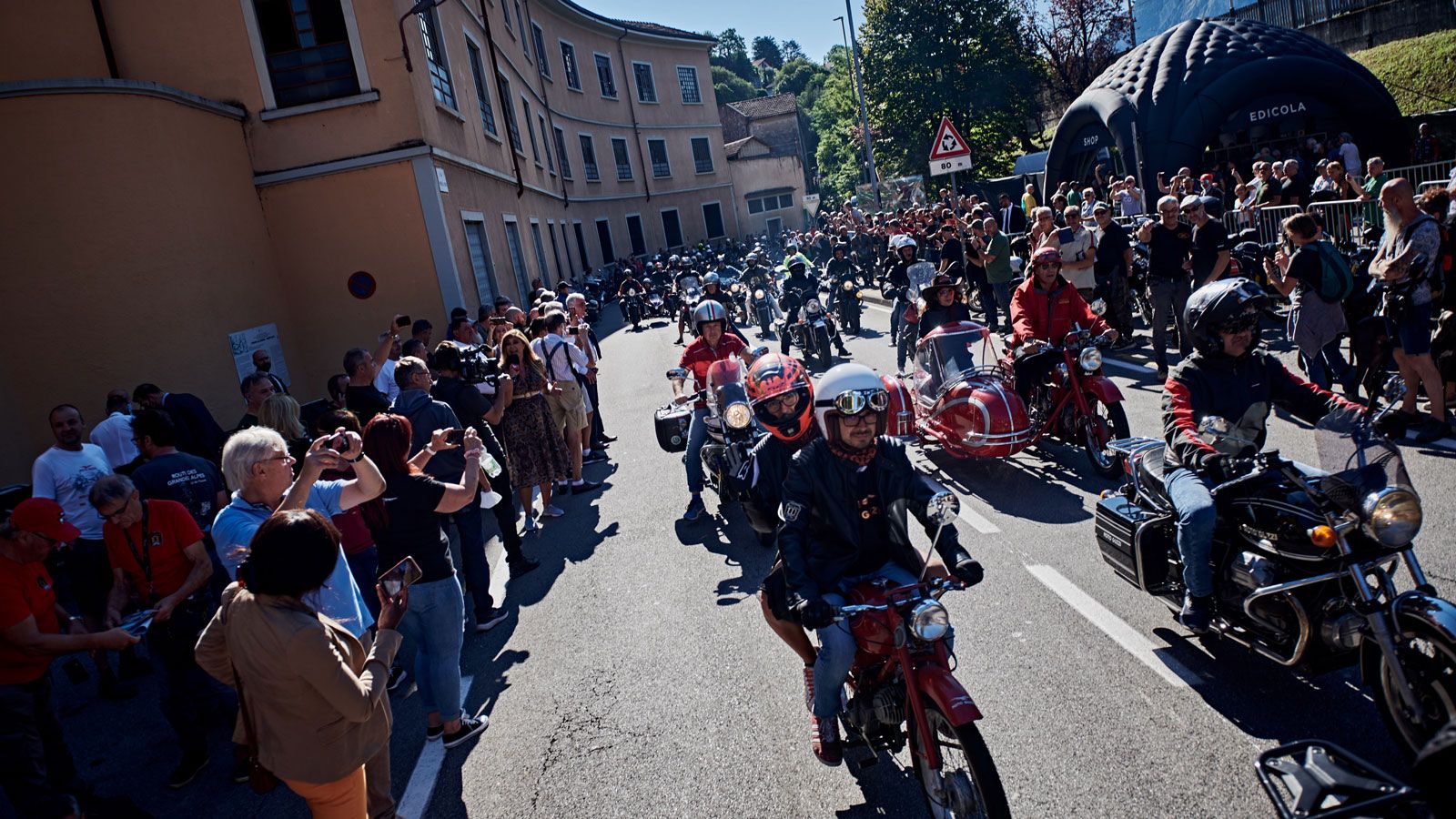 Παρέλαση χιλιάδων Moto Guzzi και Test Ride