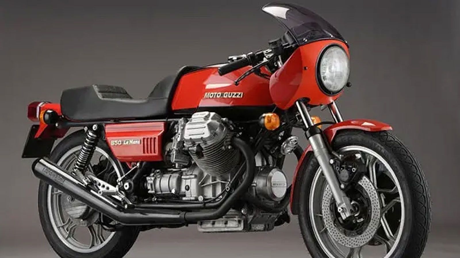 Το περίφημο integral braking system ενεργοποιούσε, με το πάτημα του πεντάλ, έναν εμπρός δίσκο και τον πίσω ταυτόχρονα, ενώ η μανέτα στο τιμόνι έλεγχε 