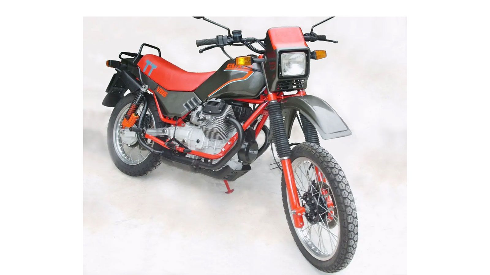 Moto Guzzi V65 TT: Το ασχημόπαπο που δεν κατάφερε να γίνει κύκνος