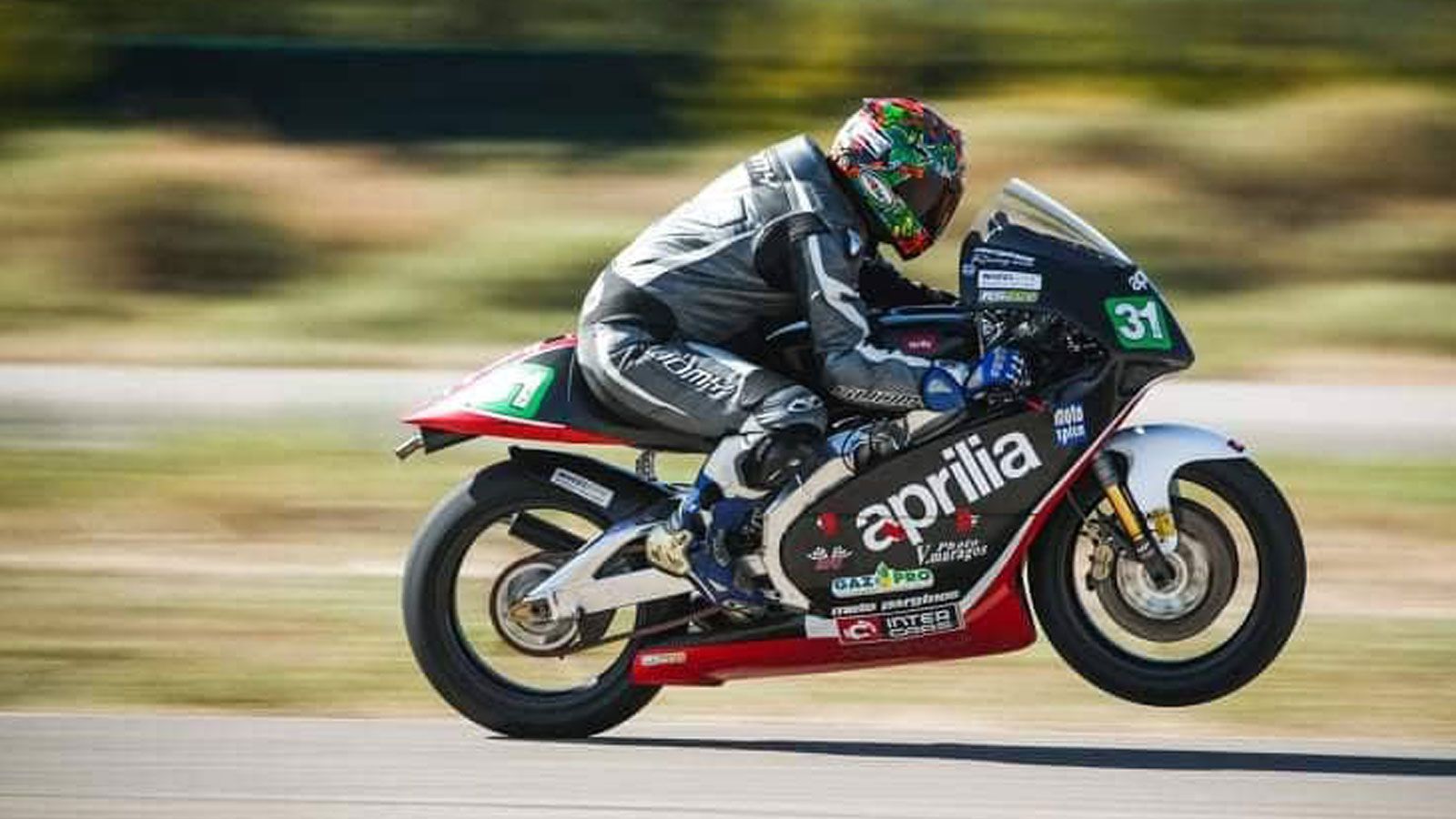 Moto Παργινός: Αφοσίωση, Iταλική Τεχνογνωσία με Πάθος αγωνιζόμενου!