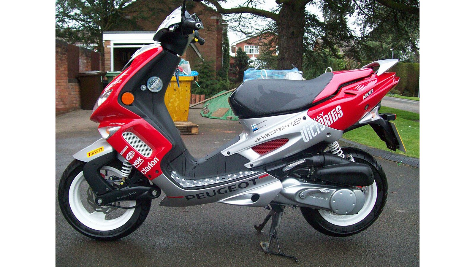 Μεγάλη κόντρα με Yamaha Aerox, Gilera NRG, Runner και Nitro