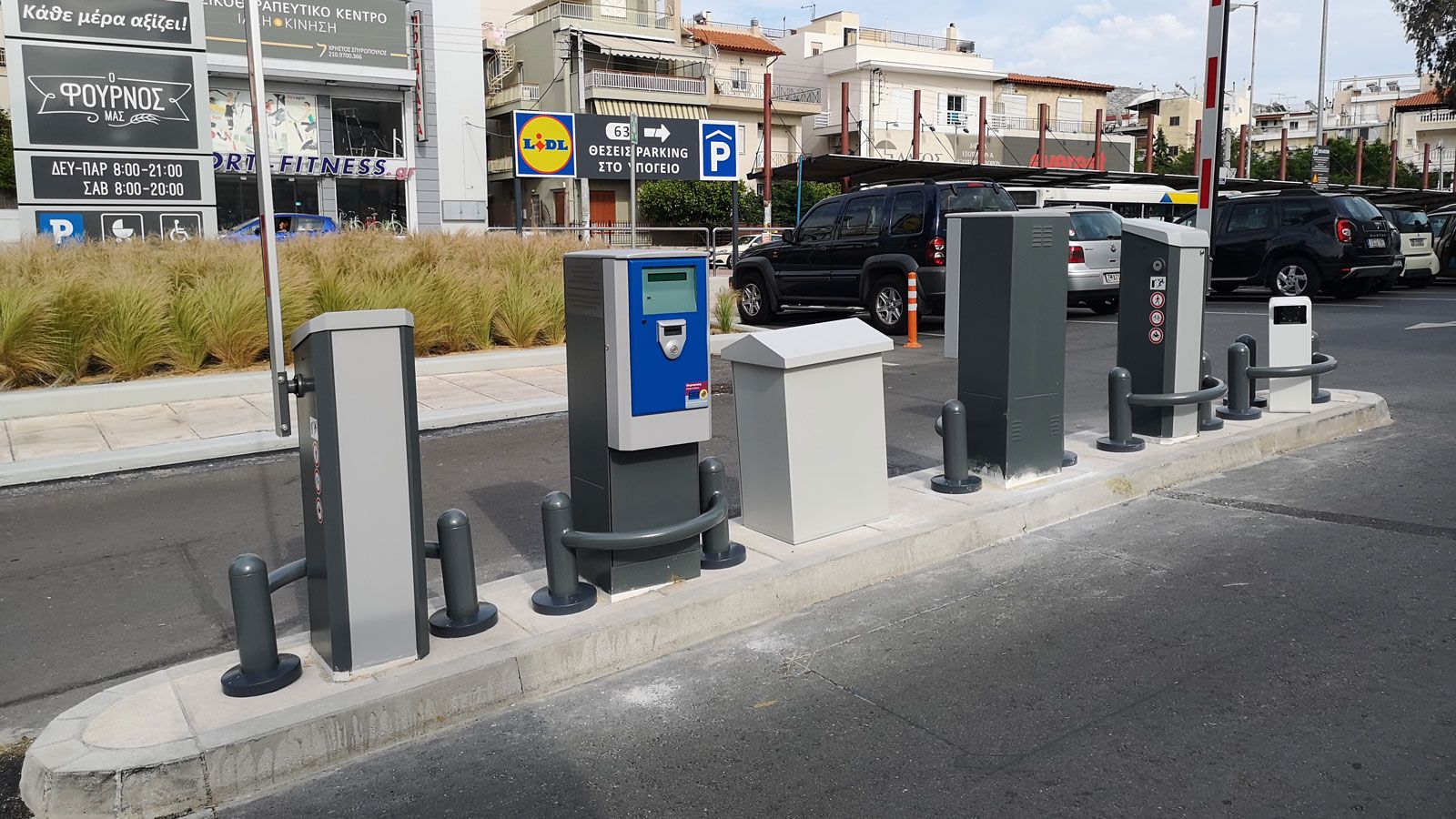 Η Τροχαία εντείνει το τελευταίο διάστημα τους ελέγχους σε χώρους στάθμευσης μεγάλων καταστημάτων και supermarket, με αποτέλεσμα να καταγράφεται σημαντ