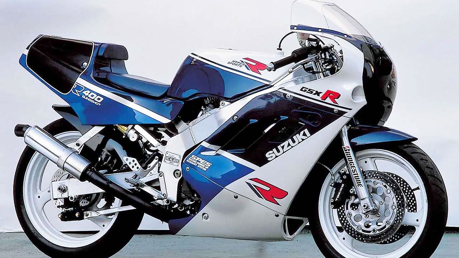 Η πρώτη γενιά GK71B είχε εν σειρά τετρακύλινδρο κινητήρα και πλαίσιο DC-Albox, μια αρχιτεκτονική που συνέδεε απευθείας τον λαιμό με το ψαλίδι για αυξη