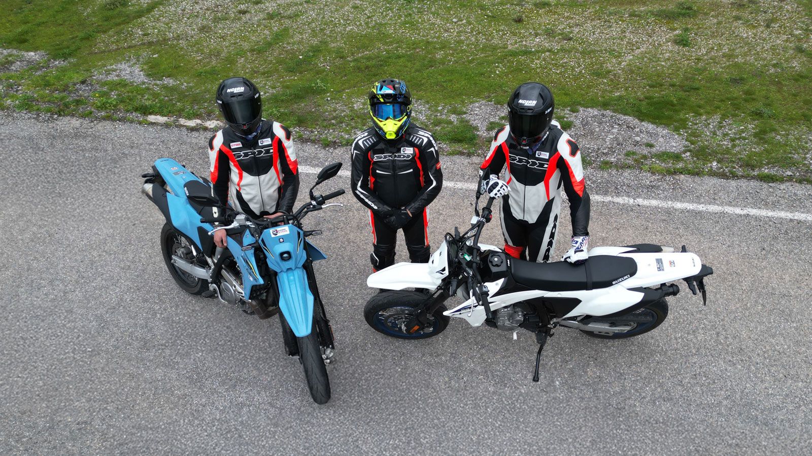 Η Supermoto οδήγηση δεν αφορά αποκλειστικά τη sport χρήση. Η σωστή τεχνική ενισχύει την αυτοπεποίθηση, βελτιώνει την αντίληψη του ορίου πρόσφυσης και 