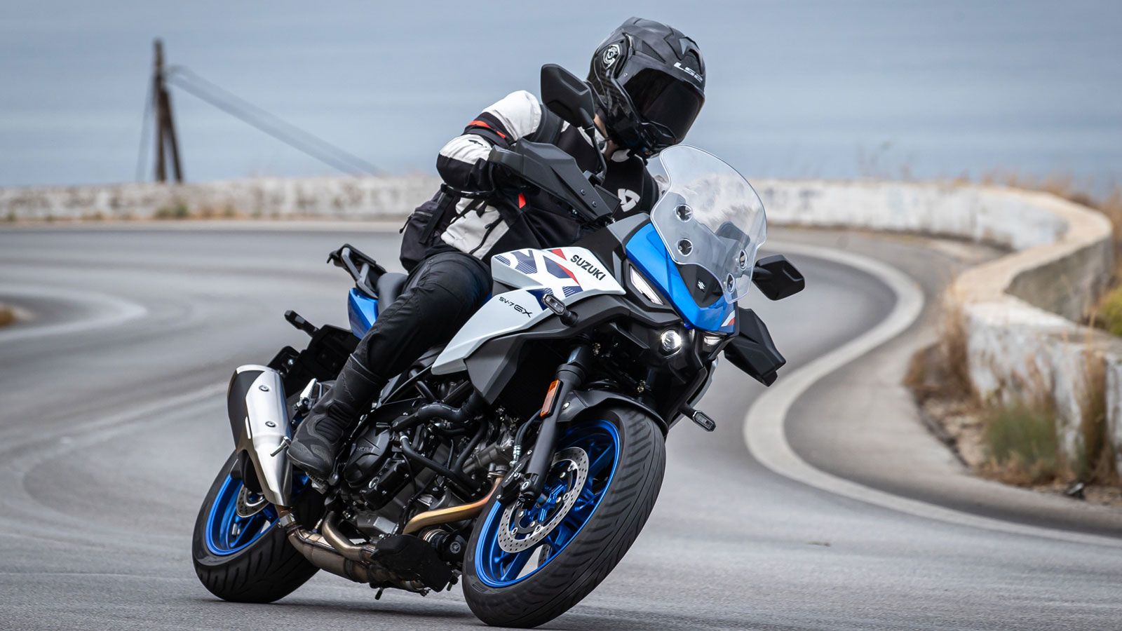 Suzuki SV-7GX
