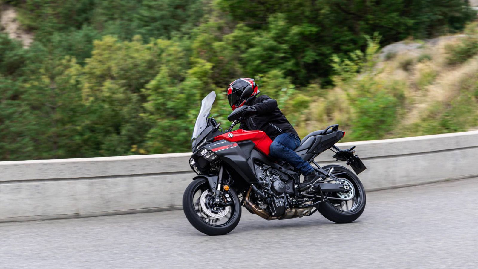 Yamaha TRACER 9 GT Pure Edition: Βάζει το Sport σε πρώτο πλάνο