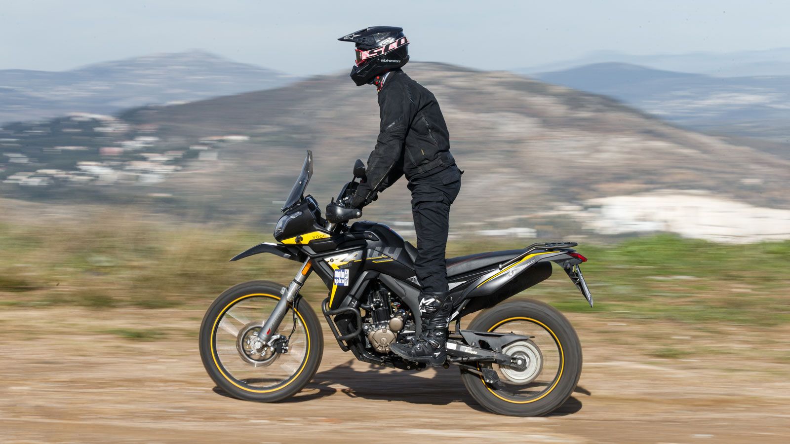 Στο σύνολό της-και με απλά λόγια, η Voge 300 Rally μπορεί να γίνει η μοτοσυκλέτα που θα σε κάνει να αγαπήσεις την εκτός δρόμου οδήγηση.