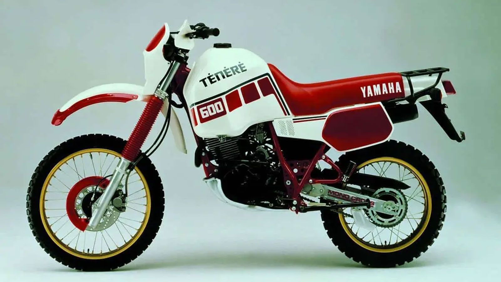 Το 1983 εμφανίστηκε η Yamaha XT600Z Ténéré και πρακτικά δημιούργησε μια ολόκληρη κατηγορία. Παρουσιάστηκε αρχικά στο Σαλόνι του Παρισιο