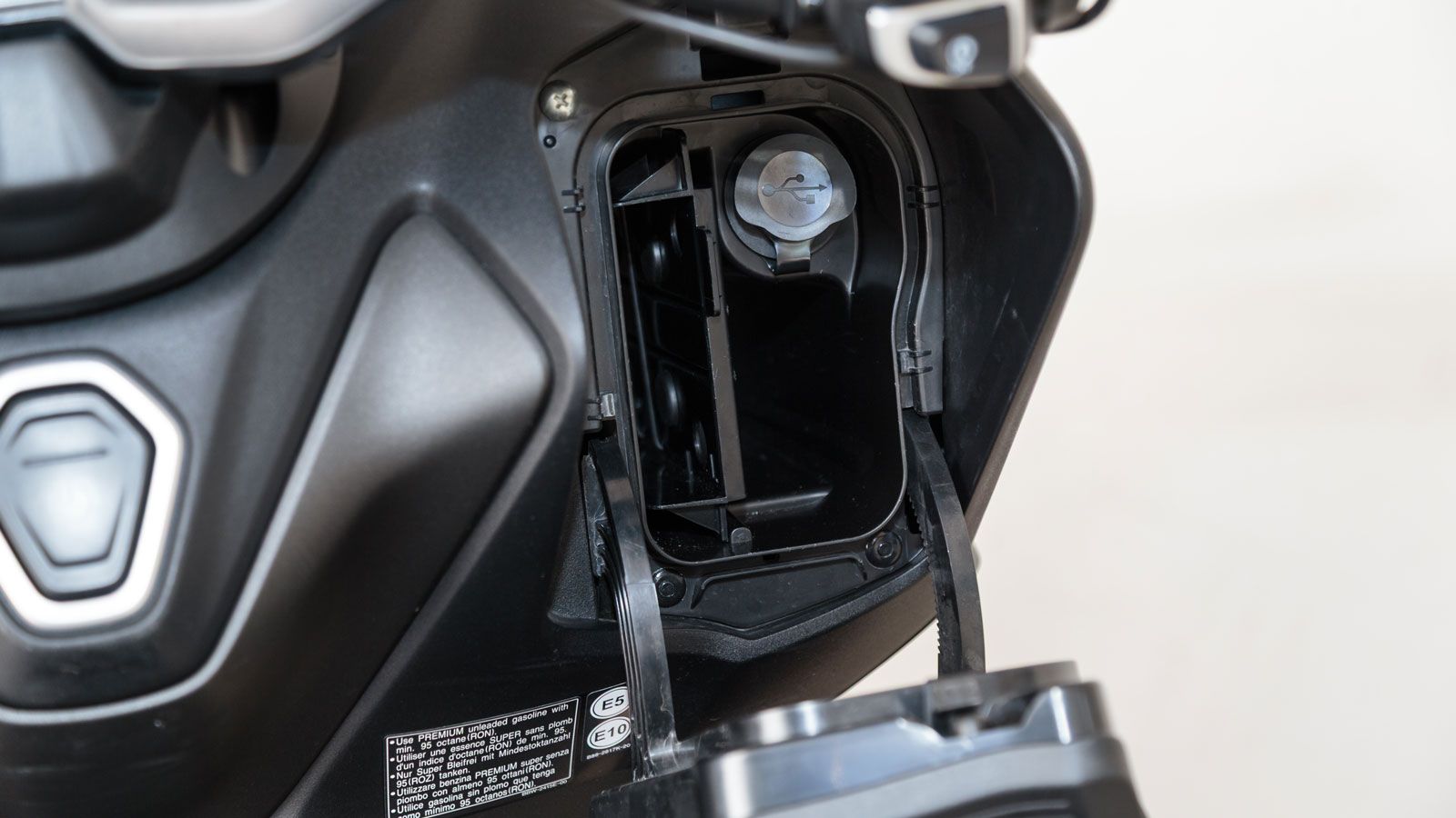 Yamaha TMAX Tech Max 2025