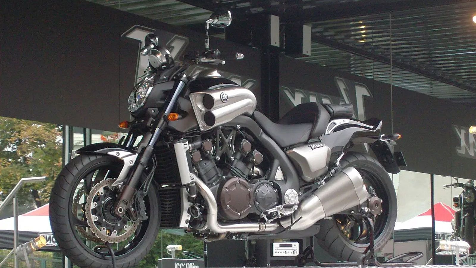 Yamaha VMAX