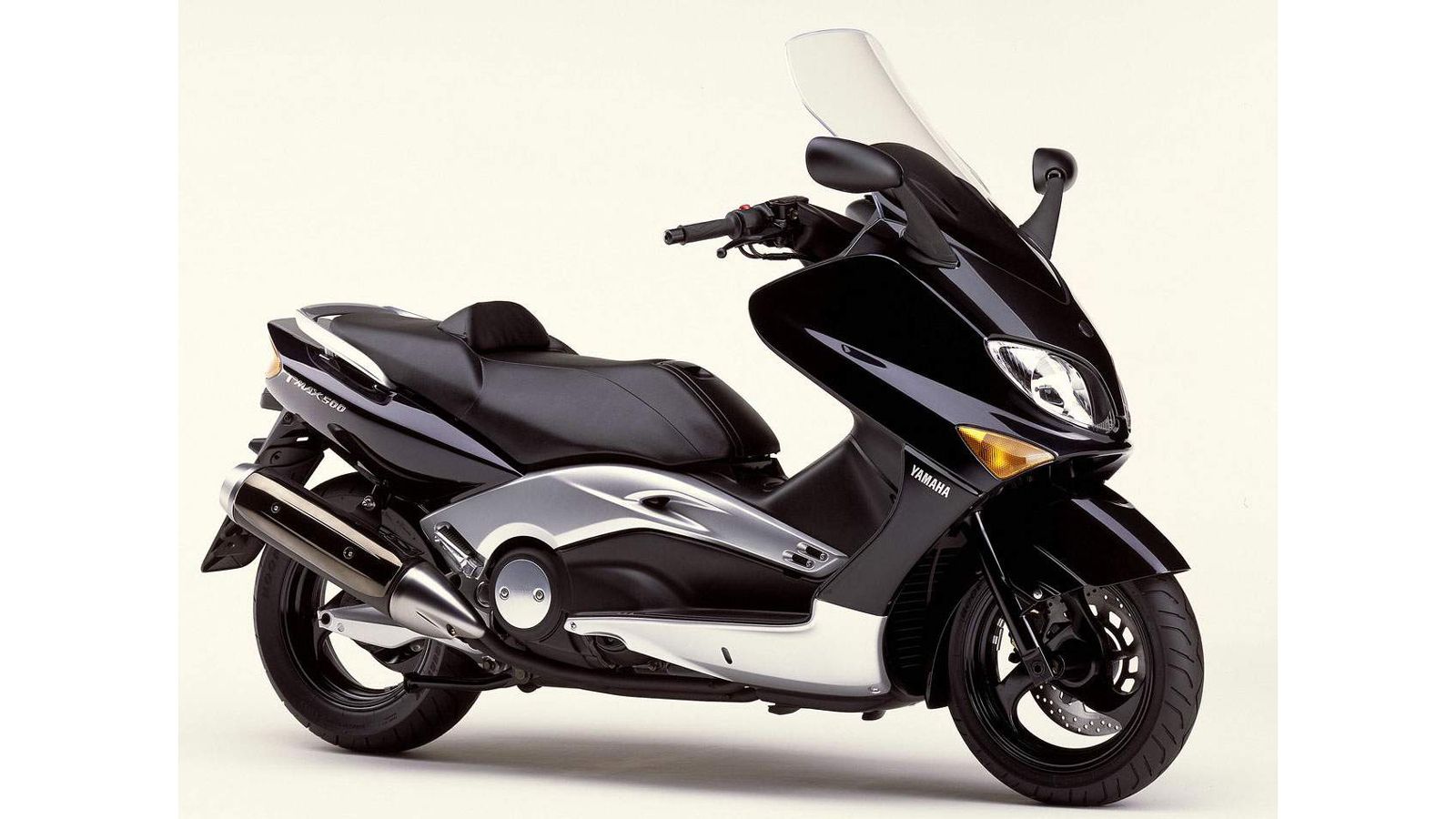 25 χρόνια TMAX: Το scooter που έφτιαξε δική του κατηγορία