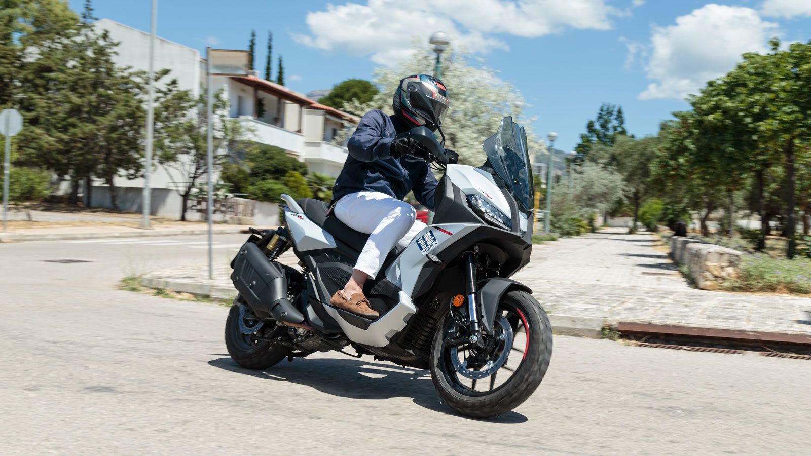 Aprilia SR GT 400 - Test