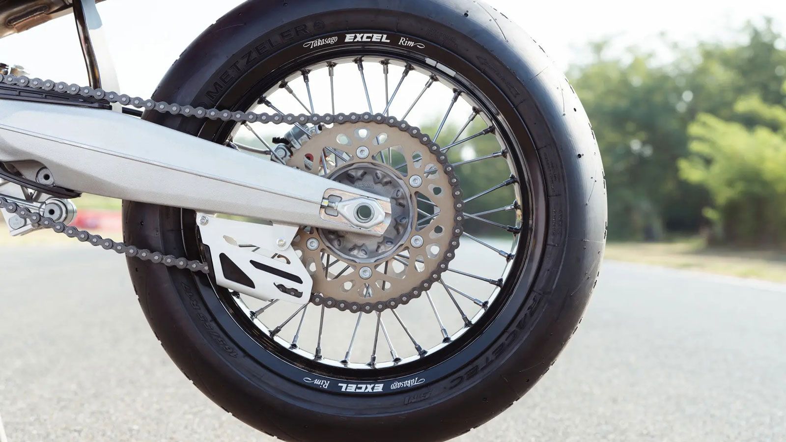 Ducati Desmo450 SM
