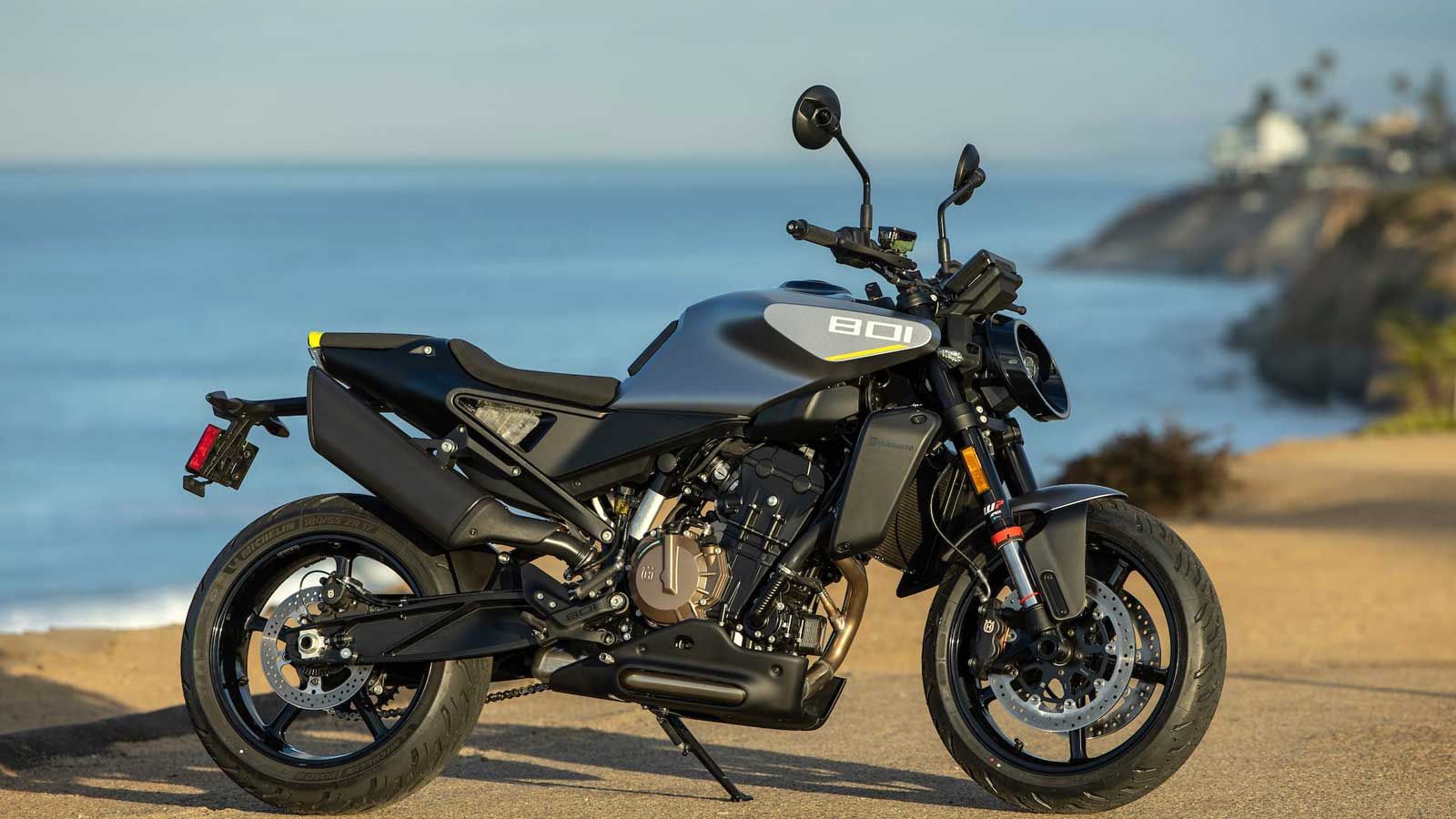 Husqvarna Svartpilen 801 – Vitpilen 801: Απόλυτος φουτουρισμός και γκάζι που χορταίνει.