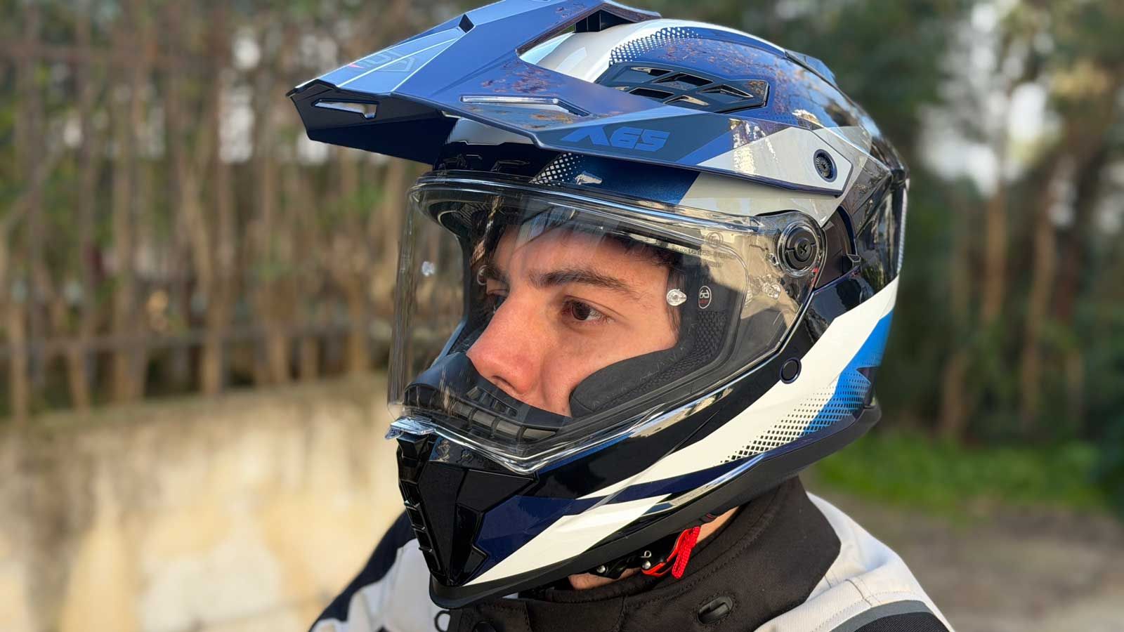 Το αφρώδες υλικό στην εσωτερική επένδυση του Pilot Atacama SV X65 είναι πλούσιο και άνετο.