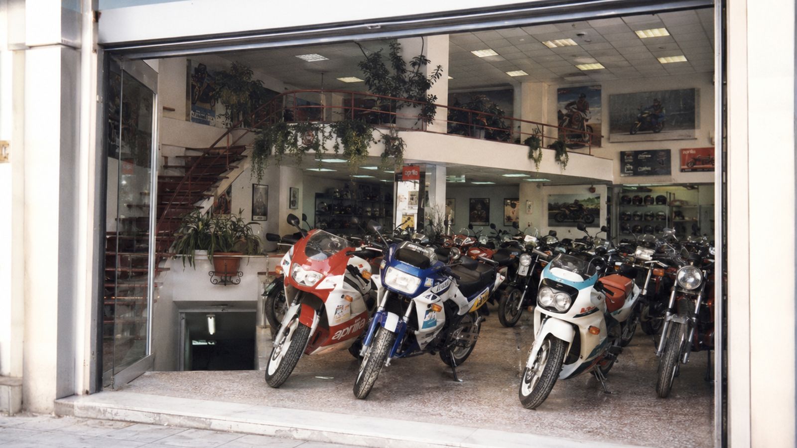 HARITOS MOTO: Από το 1989, μια οικογένεια μεγαλώνει μαζί με τη μοτοσυκλέτα