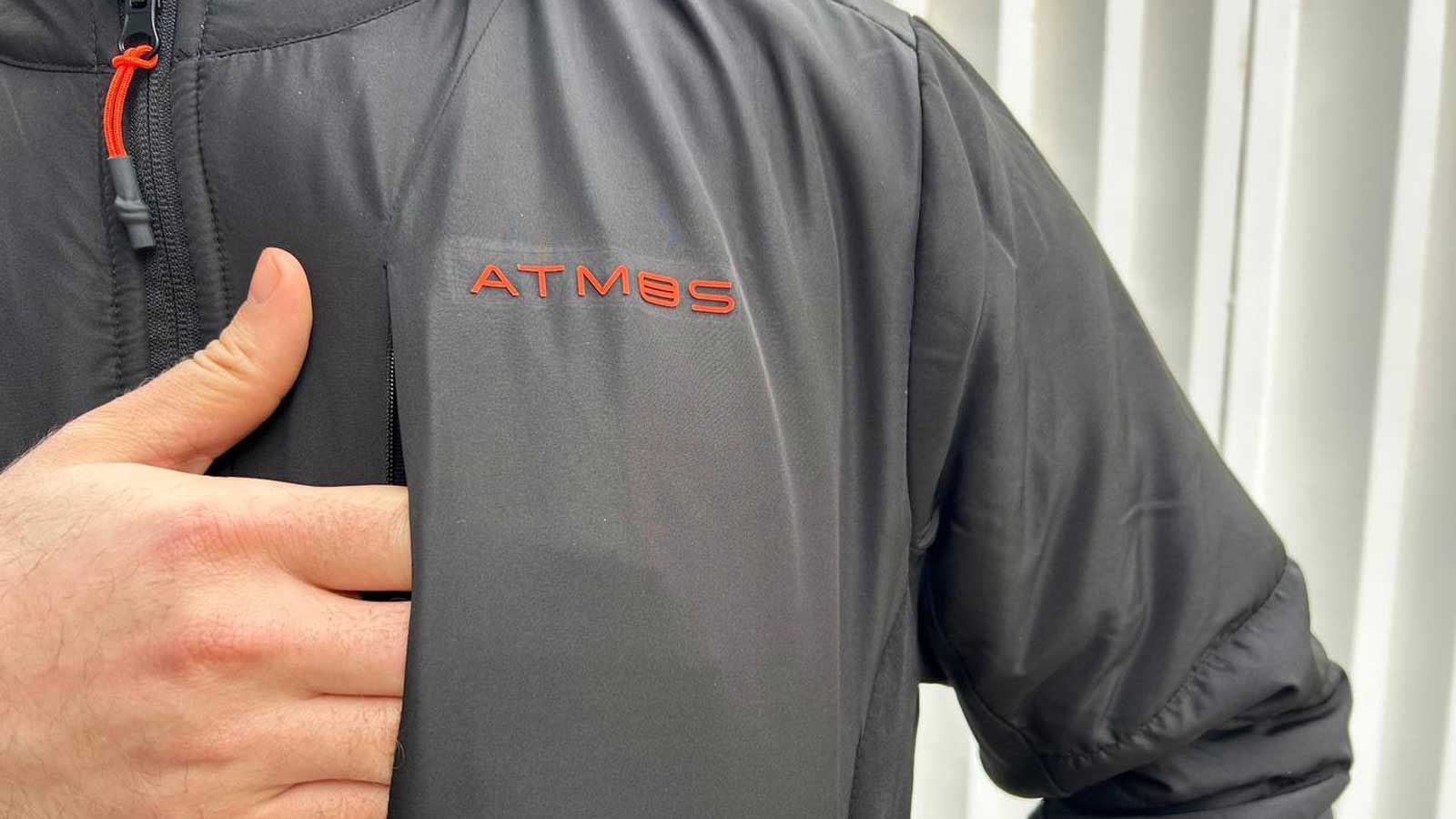 Το πίσω μέρος του Oxford Atmos Thermo Mid-Layer Puffer