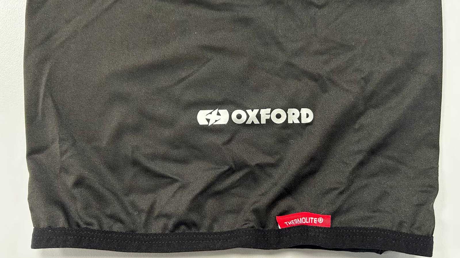 Το Thermolite ύφασμα προσφέρει μια ελαφρότερη αλλά αποτελεσματική θερμική προστασία, ιδανική για αναβάτες που θέλουν κάτι ζεστό και πρακτικό για τις κ