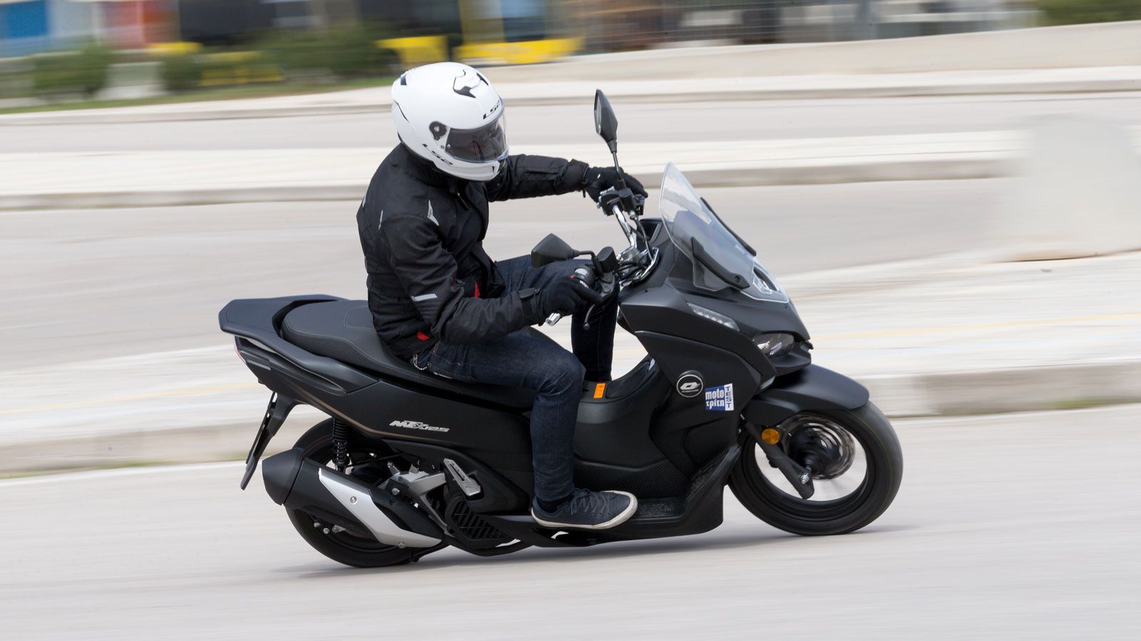 QJMOTOR MTX 125 ABS / TCS: Με κάμερα καταγραφής , 15 ίππους και Top Box στα 2.695 ευρώ