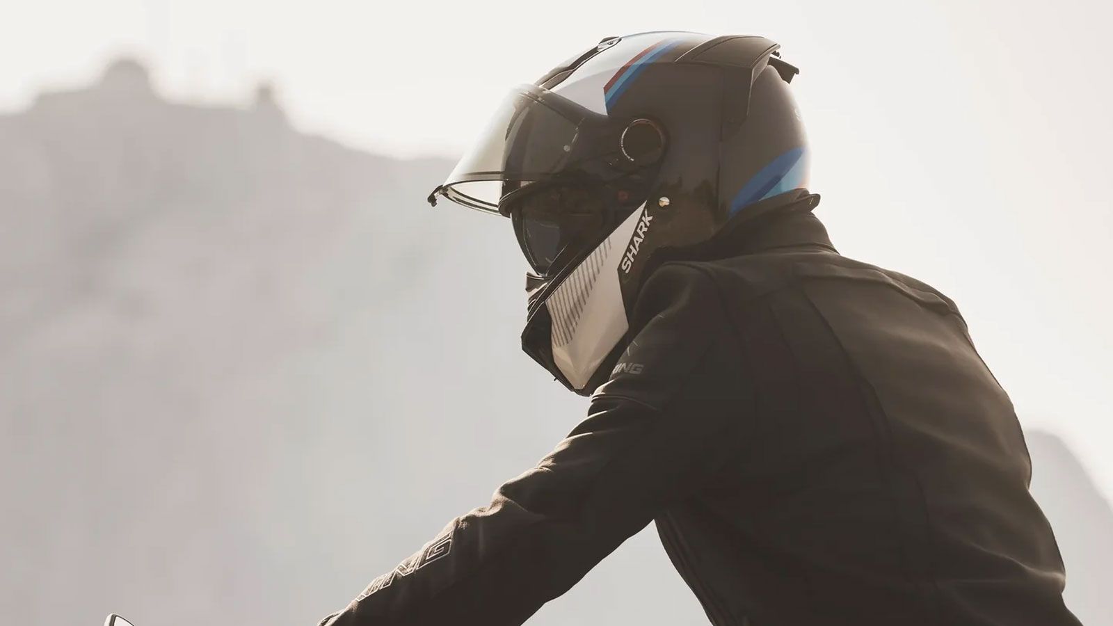 Τι προσφέρει το Spartan GT PRO Kultram Carbon στην κατηγορία των sport touring;