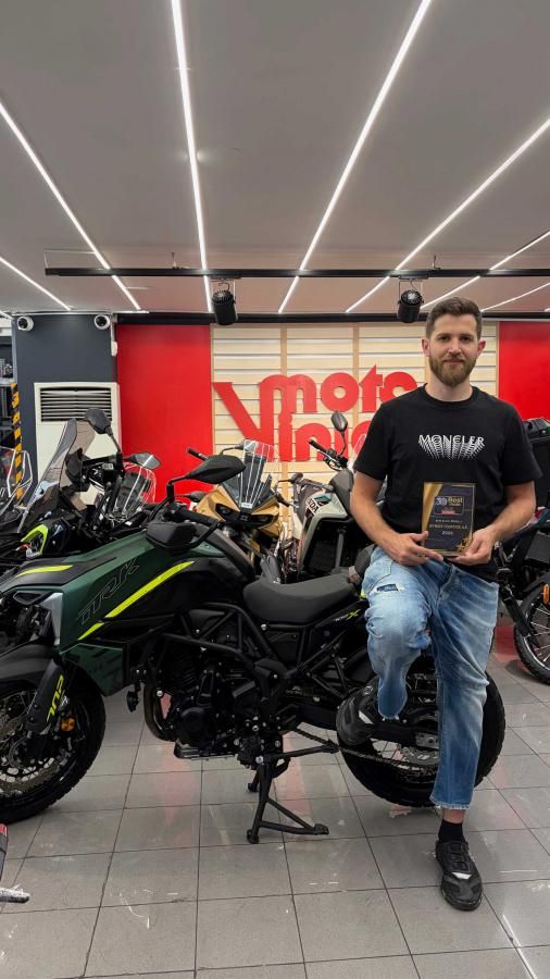 Moto Vinios: Σάρωσε με 6 βραβεία καλύτερου Dealer
