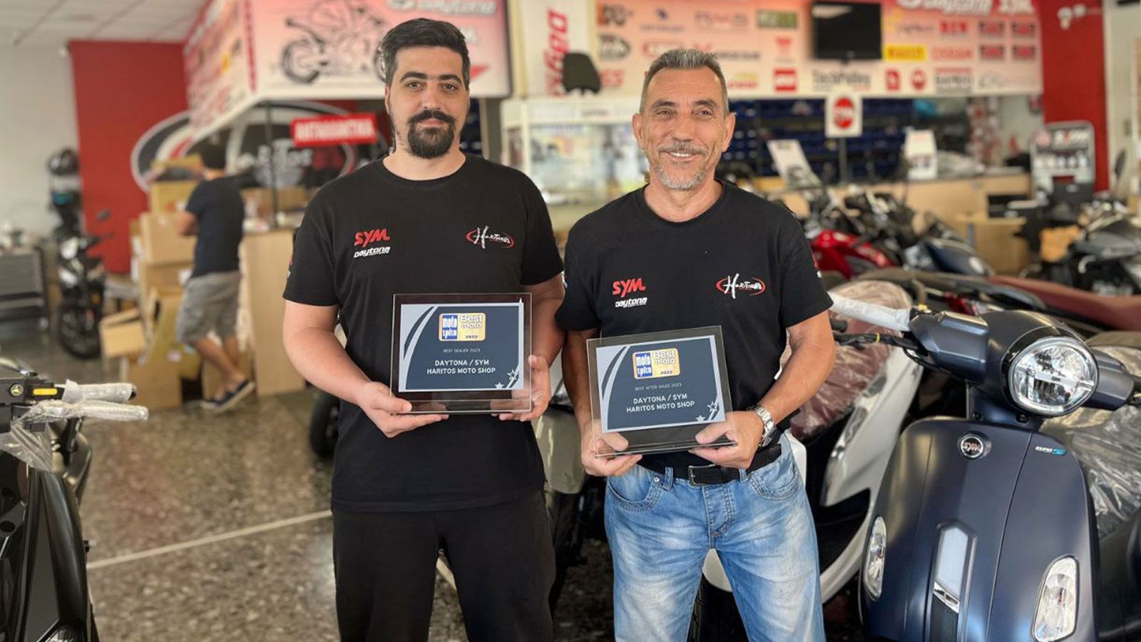 HARITOS MOTO: Από το 1989, μια οικογένεια μεγαλώνει μαζί με τη μοτοσυκλέτα