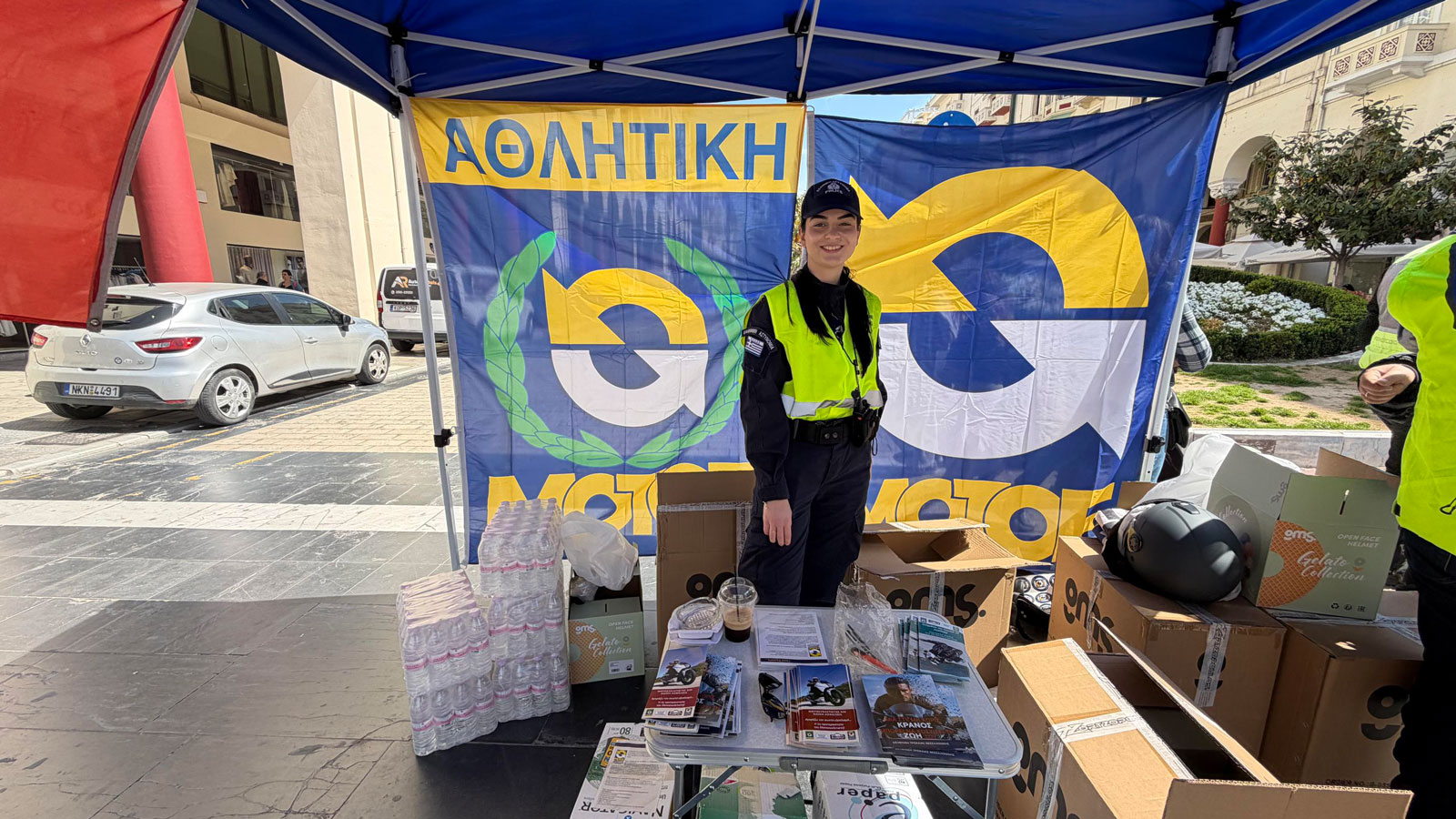 Κοινή Δράση Οδικής Ασφάλειας στη Θεσσαλονίκη: Ενημέρωση και Διανομή Κρανών από Α.ΜΟΤ.Ο.Ε., ΜΟΤ.Ο.Ε., Μ.Ο.Θ. και Τροχαία.