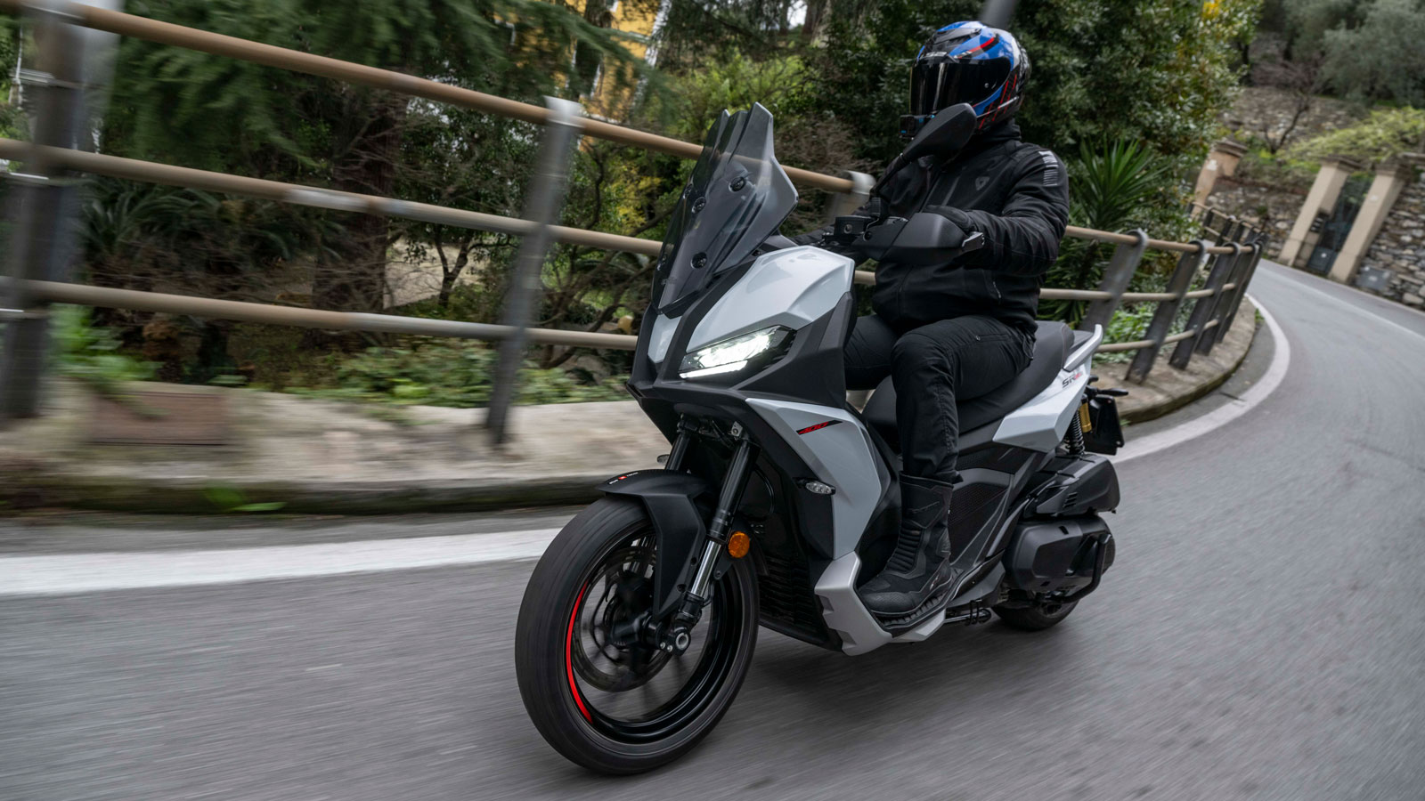 Aprilia SR GT 400 - Αποστολή Γένοβα 