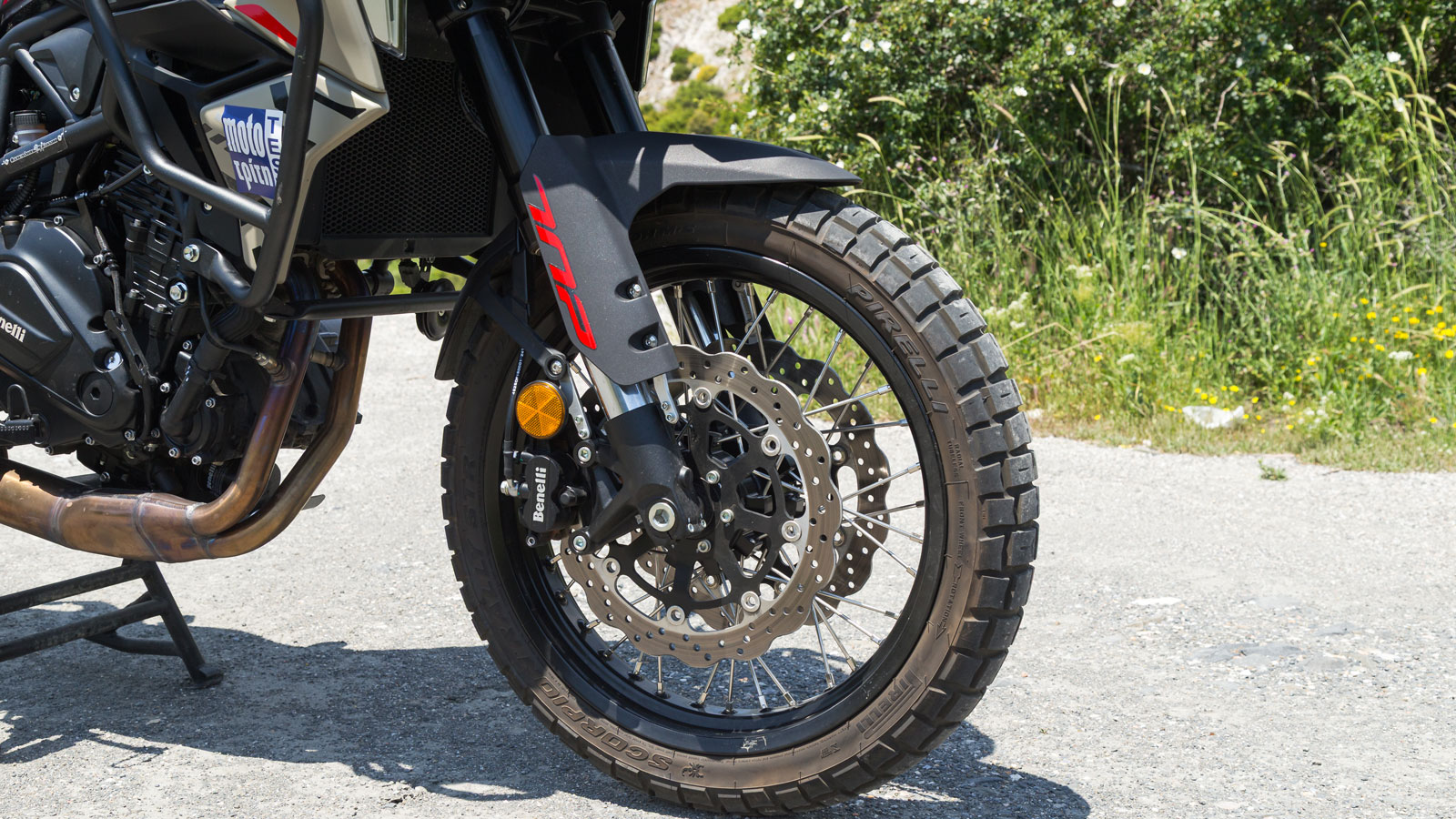 Benelli TRK 702 X